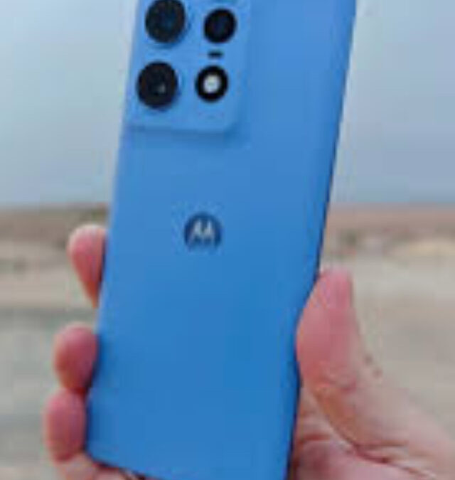 Motorola Edge 50 Pro Price Drops to ₹12,609 – 4 Cameras and Full Charge in 18 Minutes