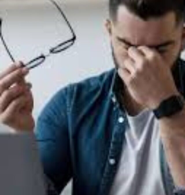 Staring at Screens All Day at Office? Doctors Warn of Digital Blindness Risk