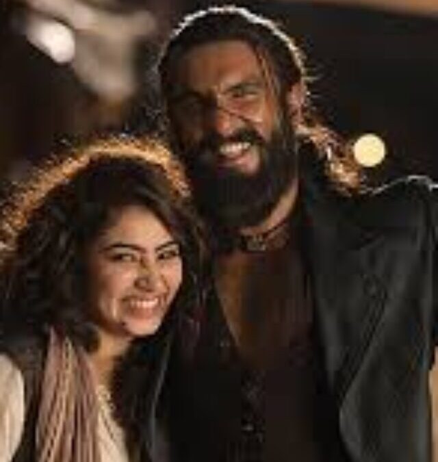 Ranveer Singh Fans Shocked! 10 Minutes of Powerful Scenes Missing from Dhurandhar OTT Version