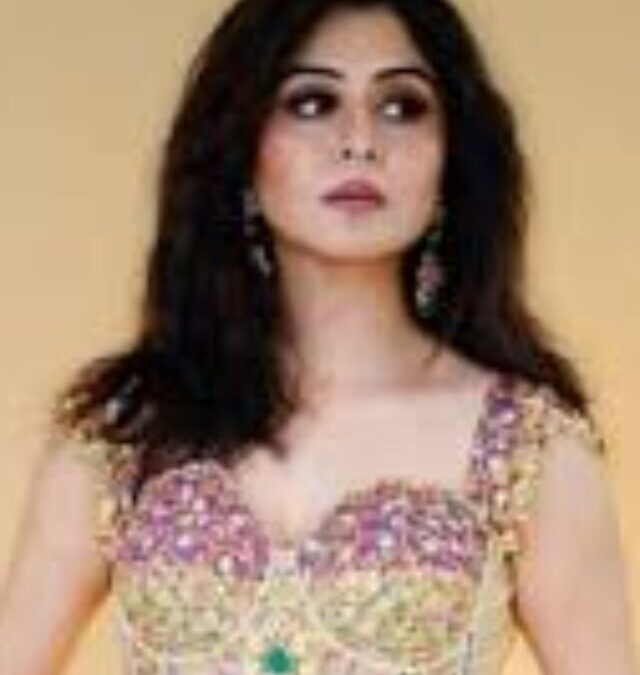 Acting or Astrology Muslim Actress Exposes Shocking Truth of TV Industry