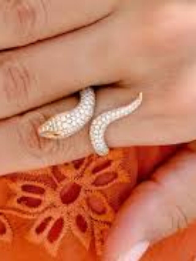 Snake Design Ring Craze Is Winning Every Girl’s Heart This Season!