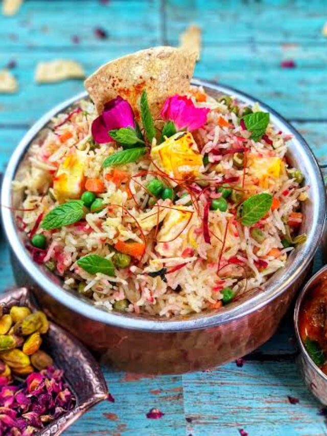 Serve Royal Kesar Gulab Biryani to Your Guests – The Secret Behind This Irresistibly Aromatic Recipe